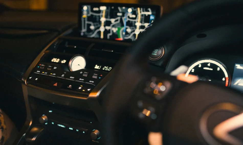 カーナビ　浮気調査